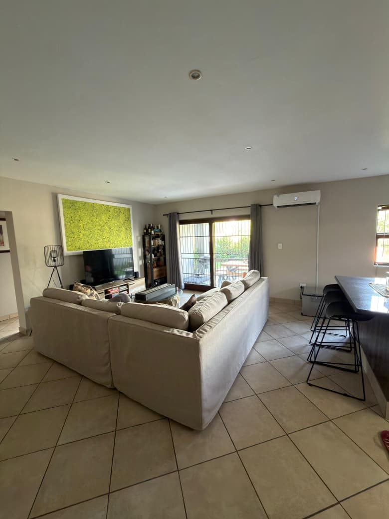 3 Bedroom Property for Sale in Gateway Manor North West